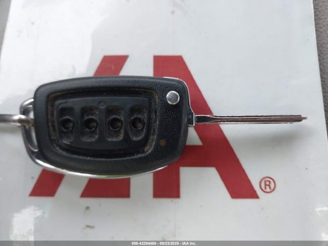 5NPE24AF9FH127478 Hyundai SONATA SE
