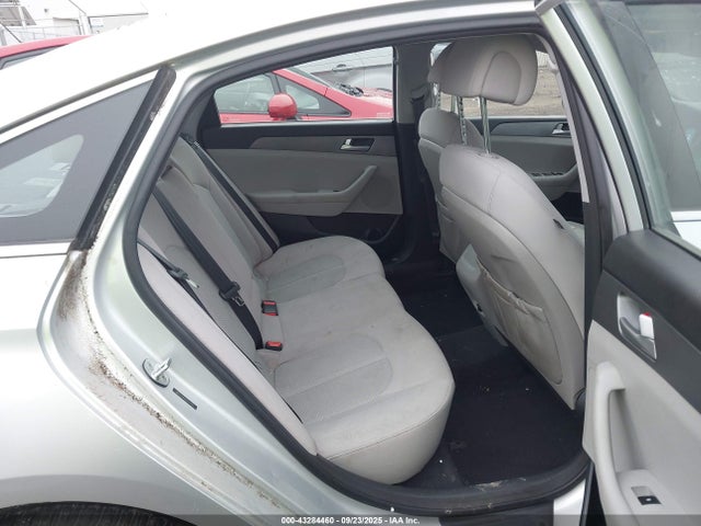 5NPE24AF9FH127478 Hyundai SONATA SE