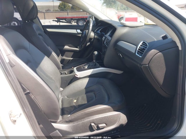 2010 AUDI A4 WAUAFAFL7AN025554 Photo 4