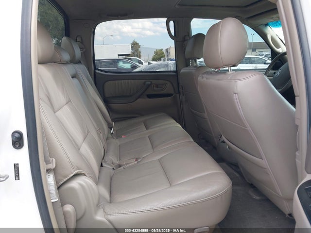 2006 Toyota Tundra Limited V8 მანქანა იყიდება აუქციონზე, vin: 5TBDT481X6S533579, აუქციონის ნომერი: 43284599