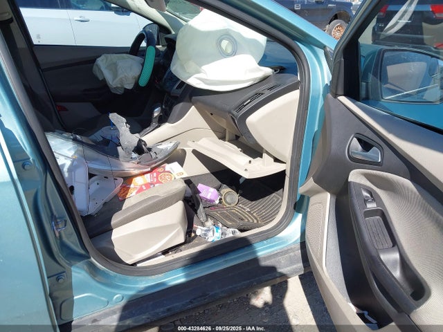 2012 FORD FOCUS 1FAHP3F2XCL321092 Photo 4