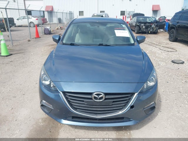3MZBM1U79GM308329 Mazda pe