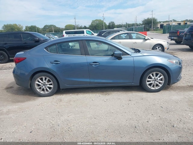 3MZBM1U79GM308329 Mazda pe