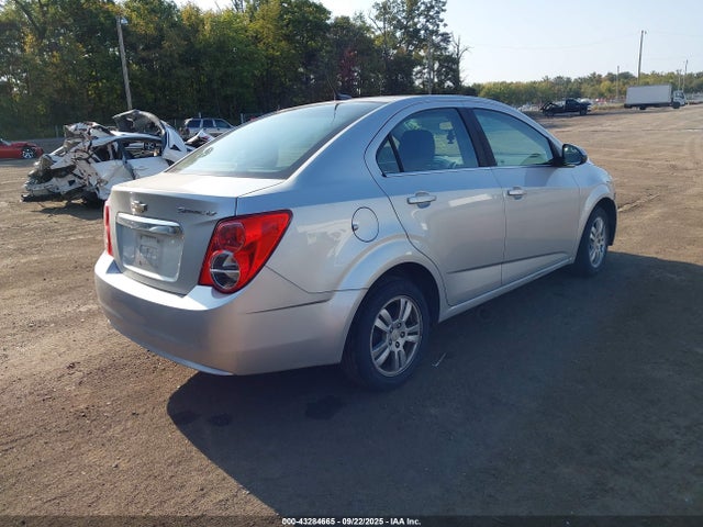 2012 CHEVROLET SONIC 1G1JC5SH4C4180228 Photo 3