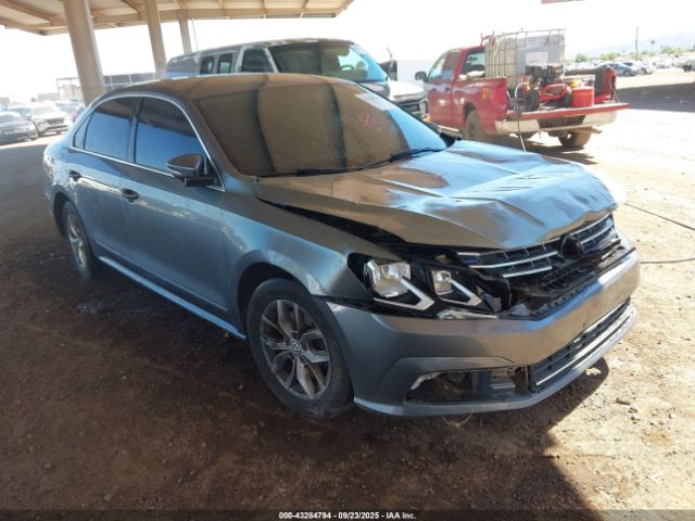 2017 VOLKSWAGEN PASSAT 1VWAT7A31HC053536