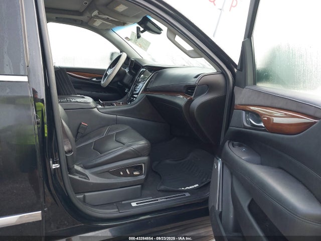 2016 CADILLAC ESCALADE ESV 1GYS3HKJ8GR312782 Photo 4