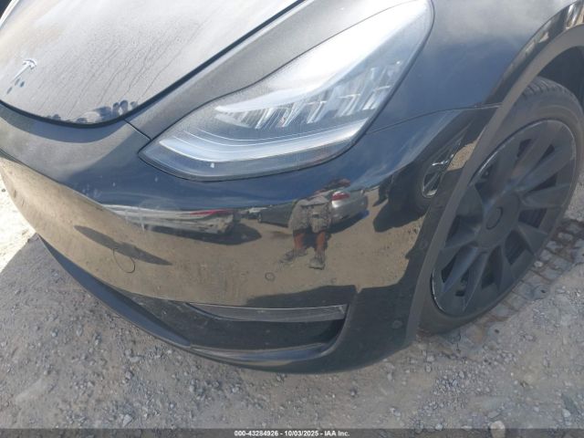 2021 TESLA MODEL Y 5YJYGDEE0MF228517 Photo 5
