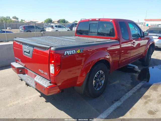 1N6AD0CW2FN737900 Nissan 2015