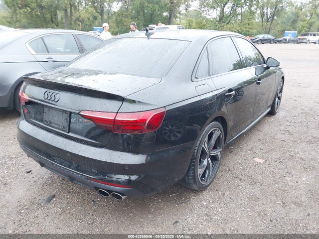 2021 AUDI S4 WAUC4AF40MA030761 Photo 3