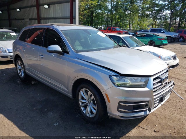 2017 AUDI Q7 WA1LAAF72HD019815 Photo 0