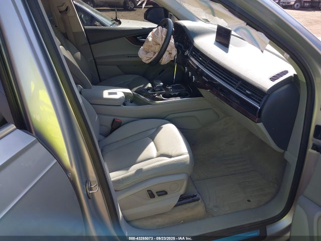 2017 AUDI Q7 WA1LAAF72HD019815 Photo 4