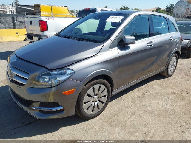 Mercedes-Benz B-Class 2017 WDDVP9AB7HJ012289 Image 2