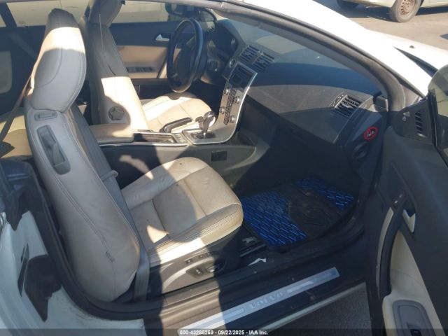 2012 VOLVO C70 YV1672MC5CJ125560 Photo 4