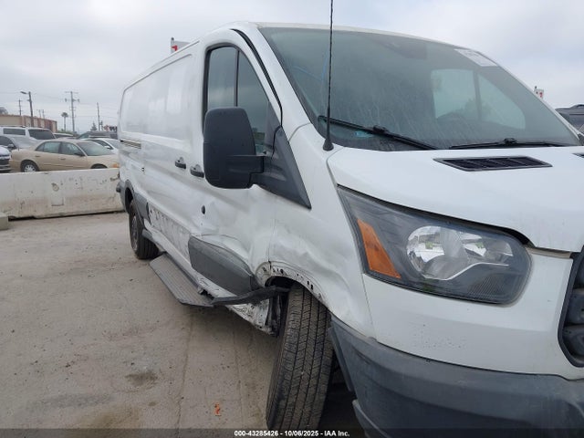 Ford 2018 2018 1FTYR2YM6JKB17762 Image 6
