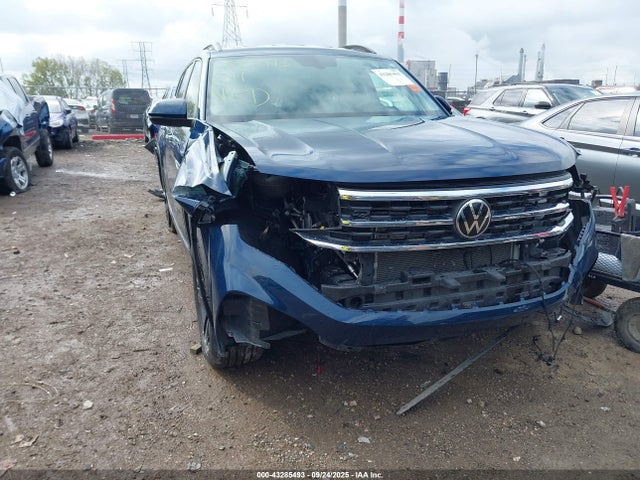 43285493 :رقم المزاد ، 1V2NR2CA1MC562343 vin ، 2021 Volkswagen Atlas 3.6l V6 Se W/technology R-line مزاد بيع