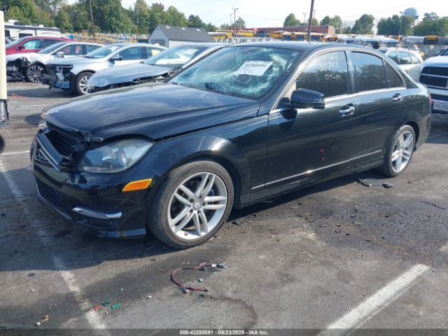 2014 MERCEDES-BENZ C 250 WDDGF4HB1EG220441 Photo 1