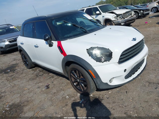 2012 MINI COOPER COUNTRYMAN WMWZB3C57CWM03031 Photo 0