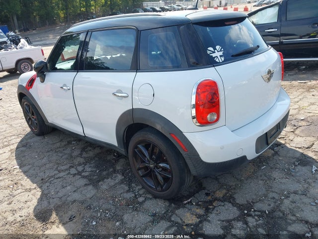 2012 MINI COOPER COUNTRYMAN WMWZB3C57CWM03031 Photo 2