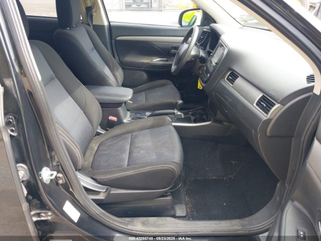 2018 MITSUBISHI OUTLANDER JA4AZ3A38JJ001150 Photo 4