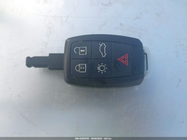 2013 VOLVO C70 YV1672MC1DJ140865 Photo 10