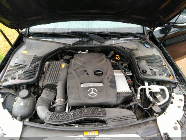43285784 :رقم المزاد ، 55SWF4KB9GU147359 vin ، 2016 Mercedes-benz C 300 Luxury 4matic مزاد بيع