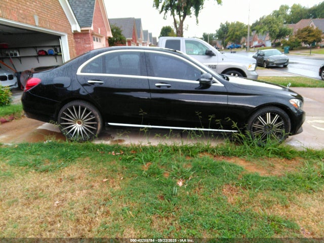 43285784 :رقم المزاد ، 55SWF4KB9GU147359 vin ، 2016 Mercedes-benz C 300 Luxury 4matic مزاد بيع
