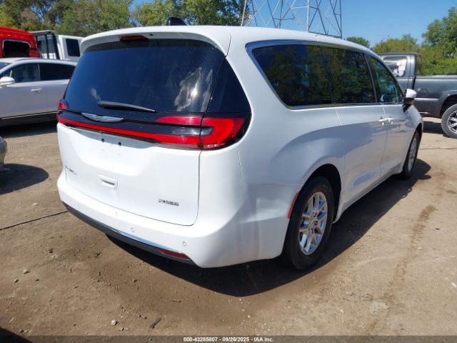 2023 CHRYSLER PACIFICA 2C4RC1BG5PR533377 Photo 3