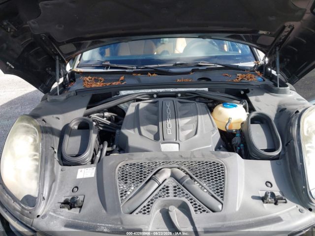 2017 PORSCHE MACAN WP1AB2A52HLB12876 Photo 9