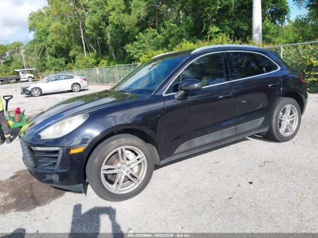 2017 PORSCHE MACAN WP1AB2A52HLB12876 Photo 1