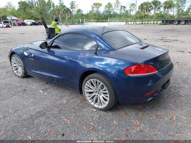 2009 BMW Z4 WBALM73549E164950 Photo 2