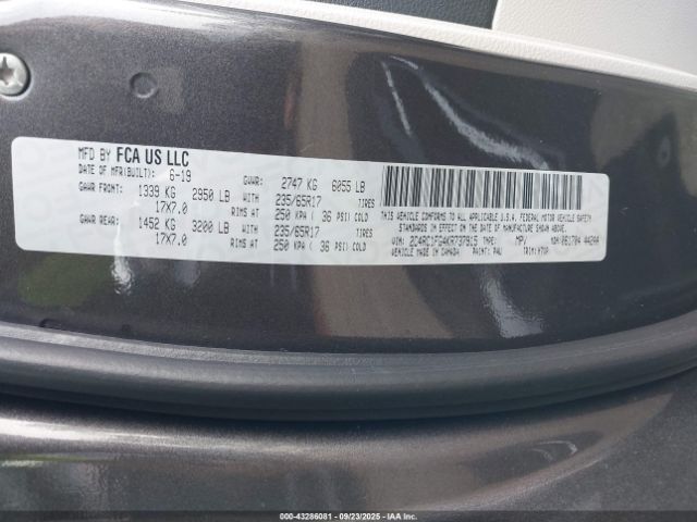2019 CHRYSLER PACIFICA 2C4RC1FG4KR737915 Photo 8