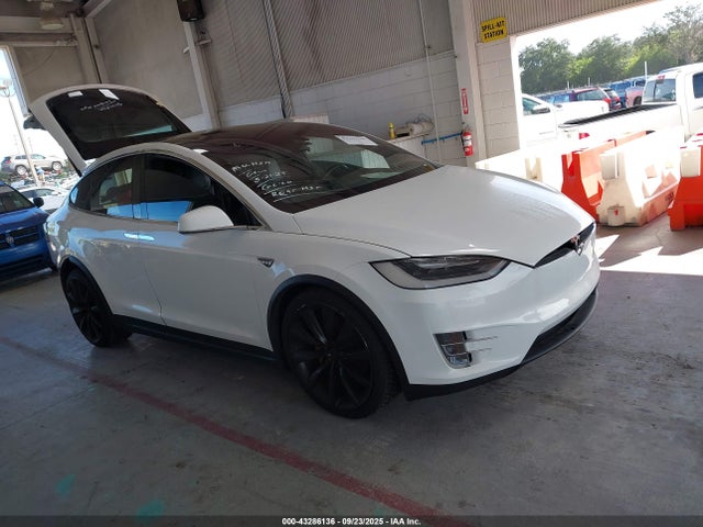 2016 TESLA MODEL X 5YJXCAE22GF012295 Photo 0