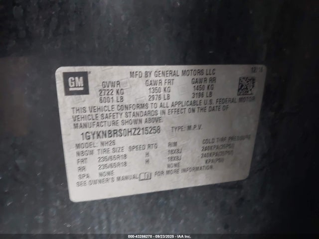 2017 CADILLAC XT5 1GYKNBRS0HZ215258 Photo 8