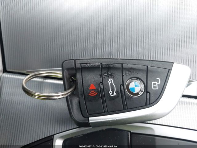 2022 BMW 330I WBA5R7C02NFL77155 Photo 10