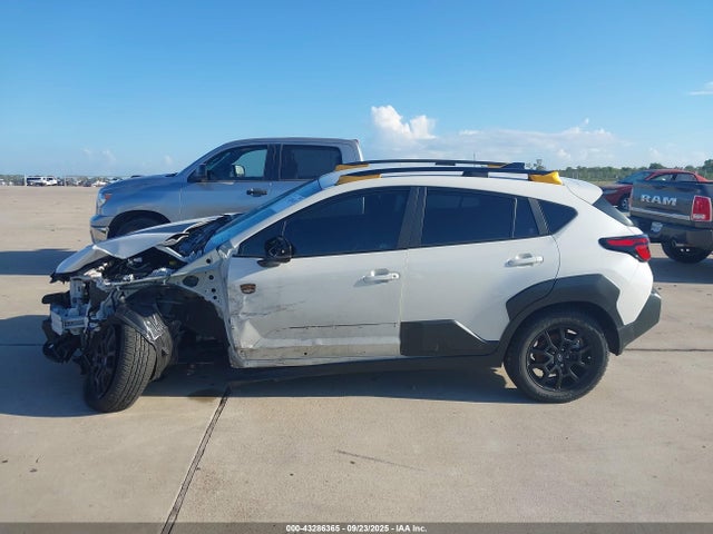 4S4GUHT64R3810661 Subaru Crosstrek Wilderness