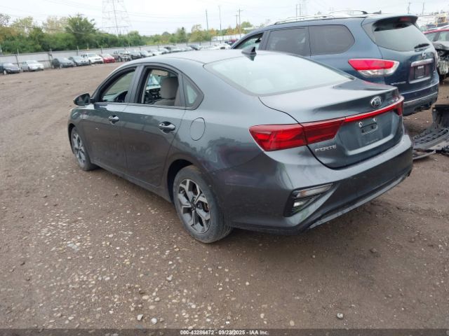 2020 KIA FORTE 3KPF24AD7LE187343 Photo 2