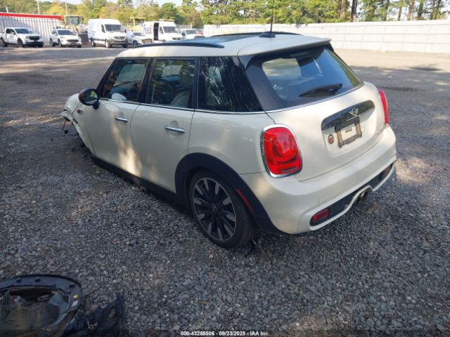 2017 MINI HARDTOP WMWXU3C55H2D32429 Photo 2