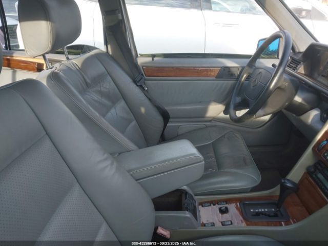 1994 MERCEDES-BENZ E WDBEA32E2RC037302 Photo 4