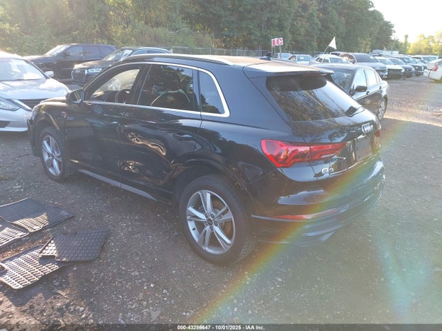 2022 AUDI Q3 WA1DECF39N1029160 Photo 2