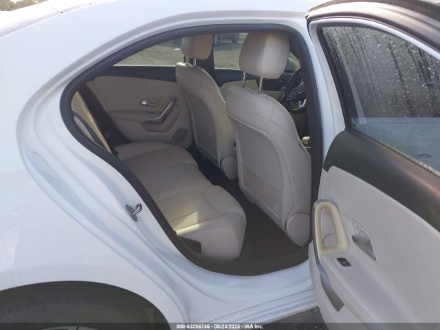 2019 MERCEDES-BENZ A 220 WDD3G4EB9KW006010 Photo 7