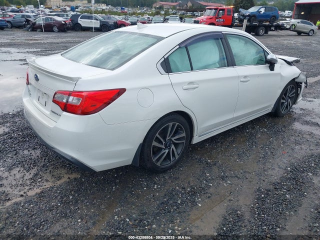 Subaru u5 2018 4S3BNAR6XJ3024751 Image 4