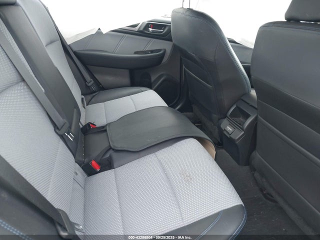 Subaru u5 2018 4S3BNAR6XJ3024751 Image 8