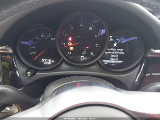 2019 PORSCHE MACAN WP1AA2A50KLB07511 Photo 6