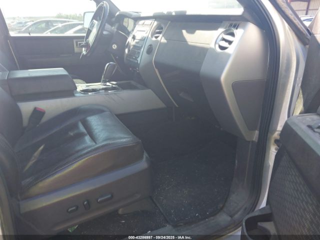 2011 FORD EXPEDITION EL 1FMJK2A5XBEF16047 Photo 4