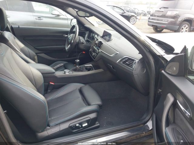 2018 BMW M2 WBS1J5C59J7B70061 Photo 4