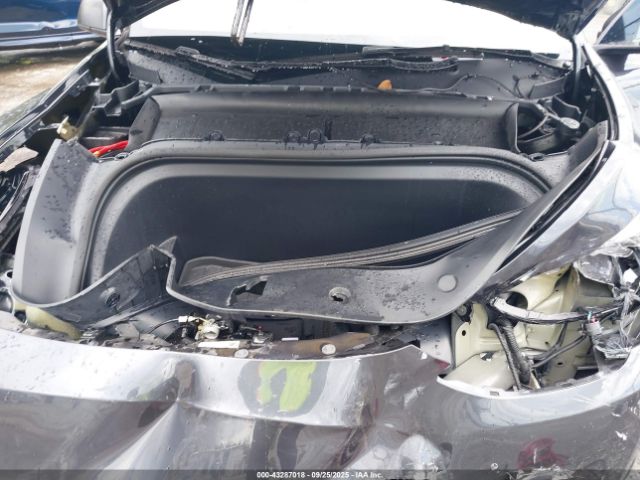 2024 TESLA MODEL Y 7SAYGDEE2RA325578 Photo 9