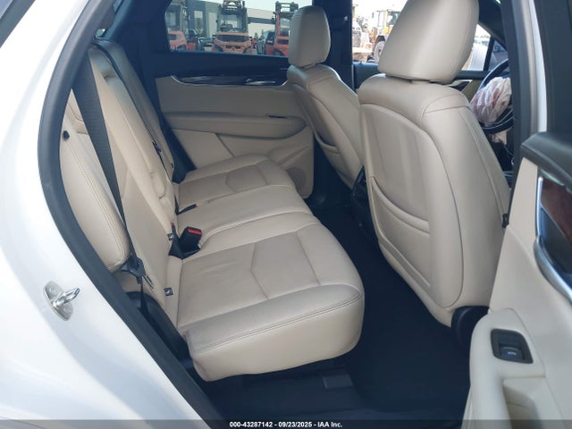 2018 CADILLAC XT5 1GYKNERS5JZ232287 Photo 7