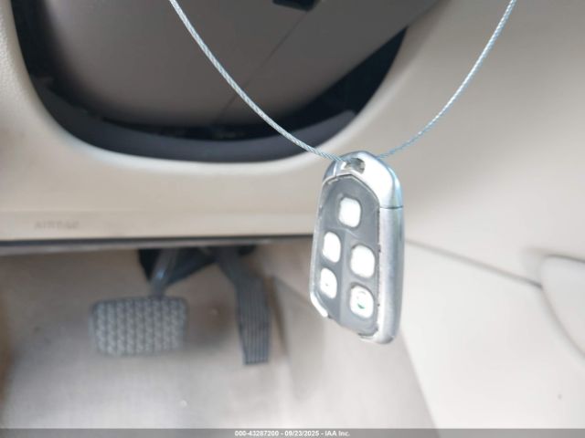 2017 CADILLAC XTS 2G61M5S37H9198965 Photo 10