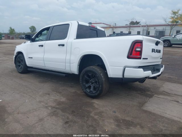 2025 RAM 1500 1C6SRFFPXSN540684 Photo 2
