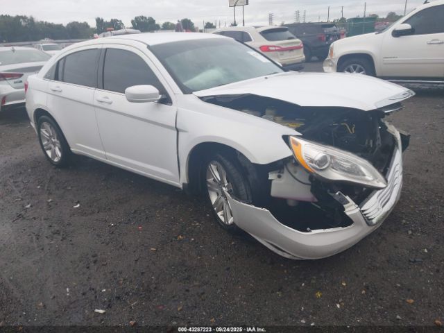 2013 CHRYSLER 200 1C3CCBBBXDN558305